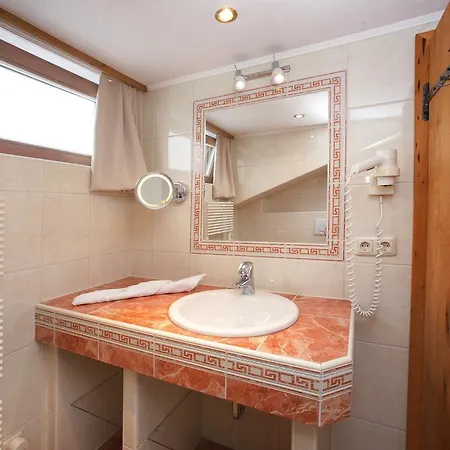 Schoenpflug Apartment *