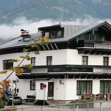 Schoenpflug Apartment *