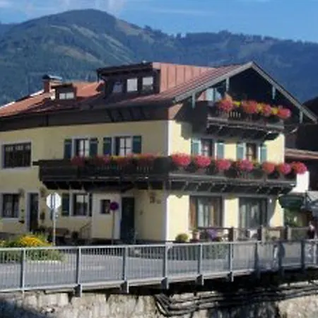 Schoenpflug * Kaprun